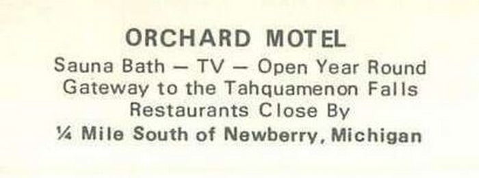 Berrys Motel (Orchard Motel, Orchard Grove Motel) - Vintage Postcard (newer photo)